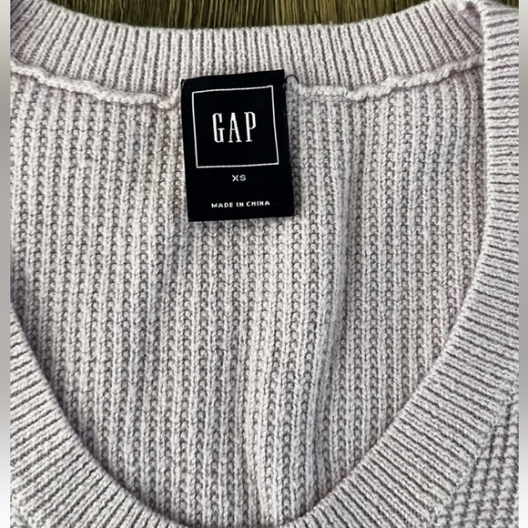 GAP Women’s Size XS Sweater, Colorblock Gray and Purple - Picture 3 of 7